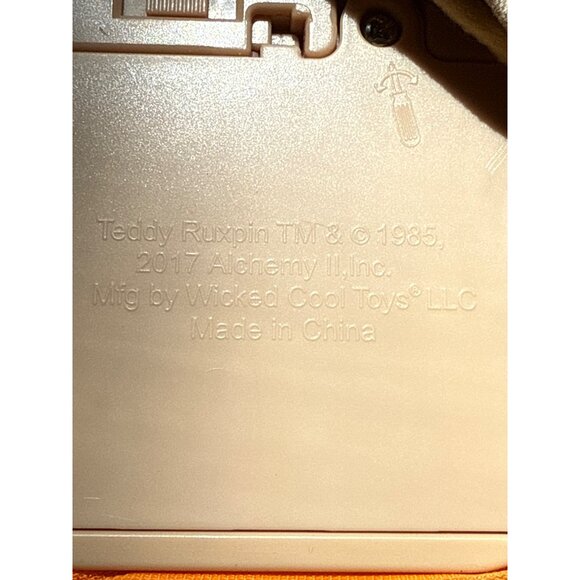 Teddy Ruxpin Plush Toy 2017 Alchemy II Inc By Wicked Cool Toys LLC Made In China - Picture 5 of 5